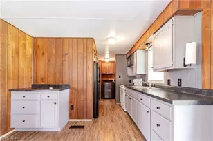 15001 Baumhart Rd, Oberlin, OH 44074 - Photo 12