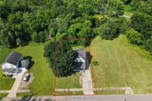 1536 Clay St, Youngstown, OH 44506 - Photo 2