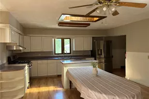 2140 Claus Rd, Vermilion, OH 44089 - Photo 8