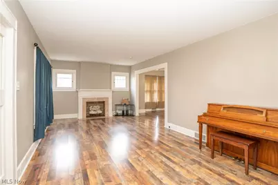 106 W Summit Street, Alliance, OH 44601 - Photo 6