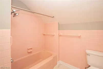 106 W Summit Street, Alliance, OH 44601 - Photo 26