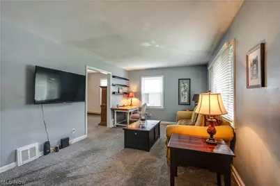 620 Woodside Drive, Kent, OH 44240 - Photo 10