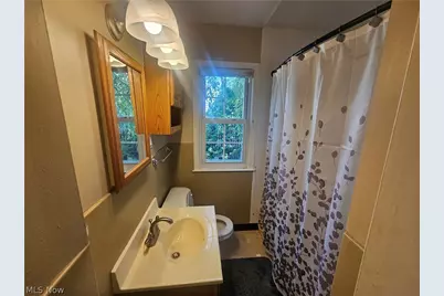 2407 27th Street, Cuyahoga Falls, OH 44223 - Photo 10