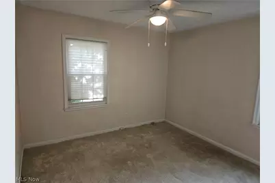 2407 27th Street, Cuyahoga Falls, OH 44223 - Photo 8