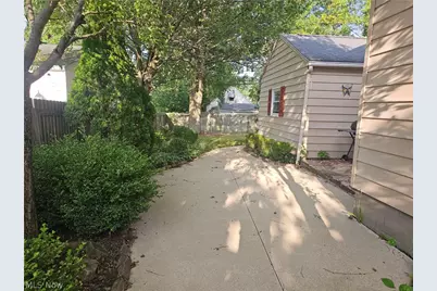 2407 27th Street, Cuyahoga Falls, OH 44223 - Photo 20