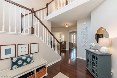 2436 Roxboro Street, Avon, OH 44011 - Photo 2