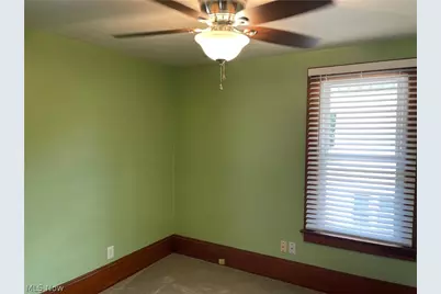 1198 Sherman Street, Akron, OH 44301 - Photo 8