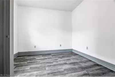 497 Madison Street, Conneaut, OH 44030 - Photo 10