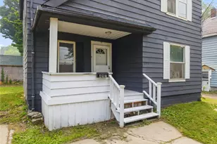 497 Madison St, Conneaut, OH 44030 - Photo 4