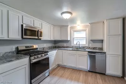 6285 Manchester Road, Clinton, OH 44216 - Photo 8
