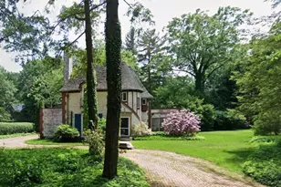 2120 Ridgewood Rd, Akron, OH 44313 - Photo 2