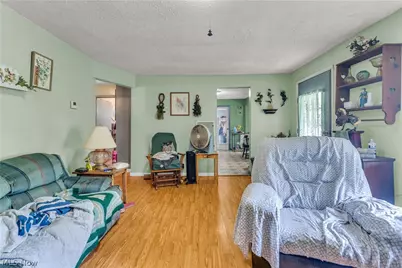 550 Oak Street, Jefferson, OH 44047 - Photo 8