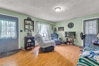 550 Oak Street, Jefferson, OH 44047 - Photo 6