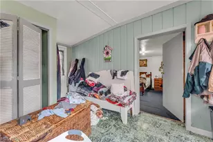 550 Oak St, Jefferson, OH 44047 - Photo 10