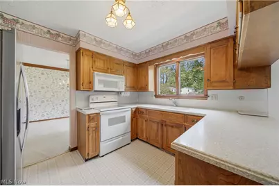 135 Seneca Trail SW, Hartville, OH 44632 - Photo 12