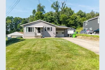 260 Hazelwood Avenue, Barberton, OH 44203 - Photo 22