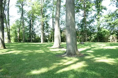 3053 Barber Road, Barberton, OH 44203 - Photo 8