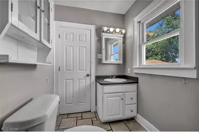 167 N Hazelwood Avenue, Youngstown, OH 44509 - Photo 12