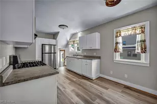 167 N Hazelwood Ave, Youngstown, OH 44509 - Photo 10
