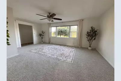 89 Beard Street, Frazeysburg, OH 43822 - Photo 2
