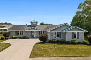 1280 Surfside Cir, Aurora, OH 44202 - Photo 2