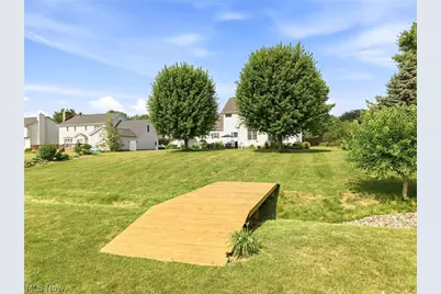 5808 Shallow Creek Avenue, Louisville, OH 44641 - Photo 8