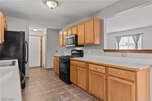 3072 Kelly Ct, Akron, OH 44312 - Photo 16