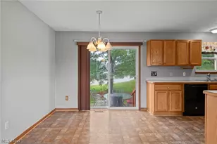 3072 Kelly Ct, Akron, OH 44312 - Photo 12