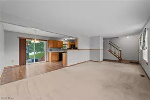 3072 Kelly Ct, Akron, OH 44312 - Photo 8