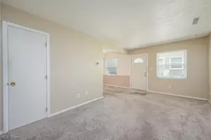 2455 Island Dr, Uniontown, OH 44685 - Photo 6