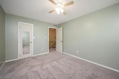 2455 Island Drive #B, Uniontown, OH 44685 - Photo 14