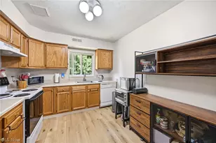 10391 Glenway Dr, Twinsburg, OH 44087 - Photo 8