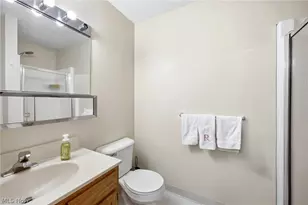 10391 Glenway Dr, Twinsburg, OH 44087 - Photo 14