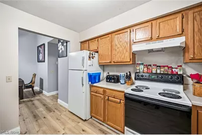 10391 Glenway Drive #202, Twinsburg, OH 44087 - Photo 10
