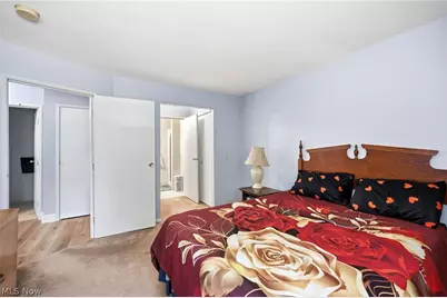 10391 Glenway Drive #202, Twinsburg, OH 44087 - Photo 16