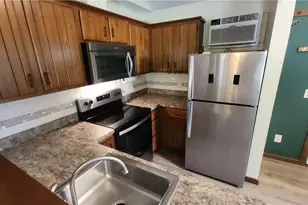 46103 New England Square, New Waterford, OH 44445 - Photo 8