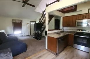 46103 New England Square, New Waterford, OH 44445 - Photo 6