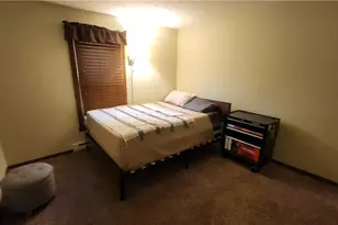 46103 New England Square, New Waterford, OH 44445 - Photo 12