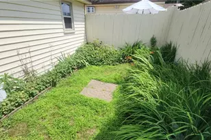 46103 New England Square, New Waterford, OH 44445 - Photo 18