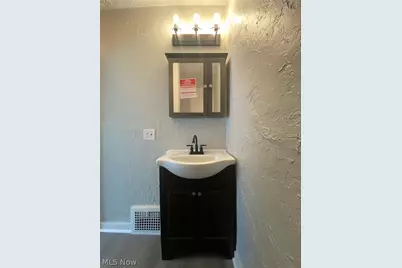 11713 Nelson Court, Oakwood, OH 44107 - Photo 12