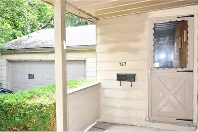 737 Porter Avenue, Campbell, OH 44405 - Photo 4