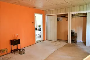 737 Porter Ave, Campbell, OH 44405 - Photo 10