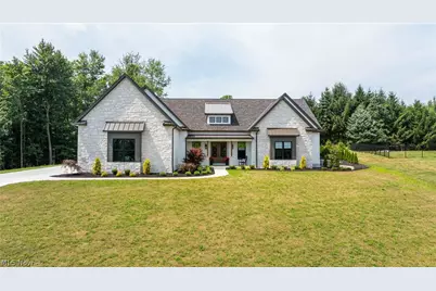 8484 Ivy Hill Drive, Poland, OH 44514 - Photo 1