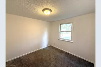 154 W Washington Street, Alliance, OH 44601 - Photo 18