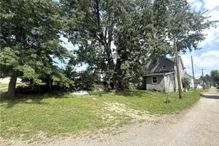 154 W Washington St, Alliance, OH 44601 - Photo 4