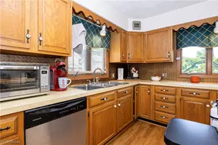 308 W Liberty St, Ashland, OH 44805 - Photo 12