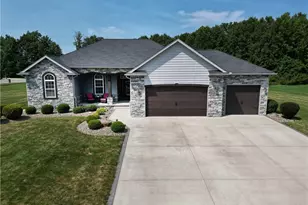 124 Cedars Dr, Poland, OH 44514 - Photo 8