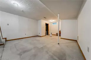 1211 Big Falls Ave, Akron, OH 44310 - Photo 22