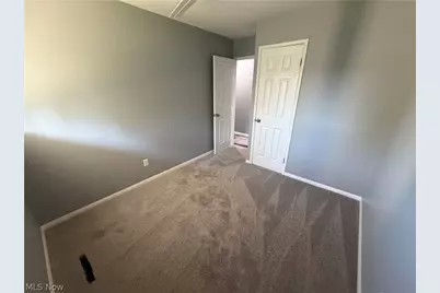 24800 Randolph Road, Huber Heights, OH 44146 - Photo 8