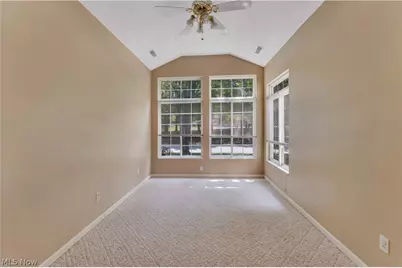 5645 Clingan Road #2B, Struthers, OH 44471 - Photo 12